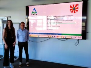Cara Schweer und Manfred Santjer von INFA